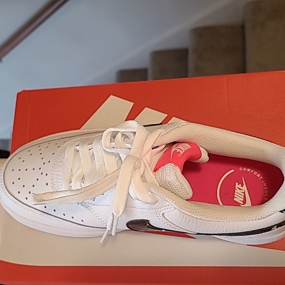 Women Nike Court Vision Low - Picture 3 of 5